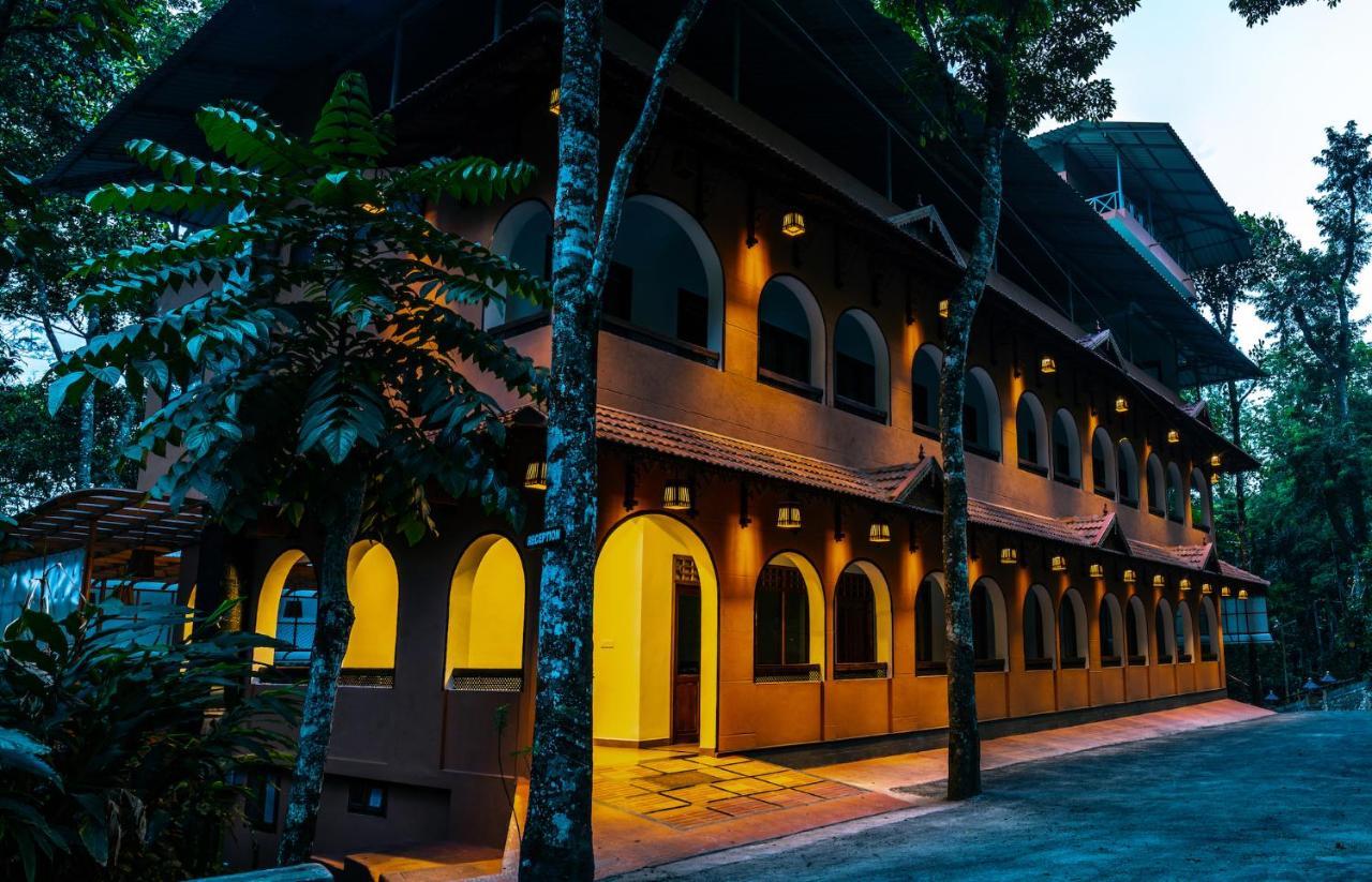 Kalpavanam Heritage Resort Thekkady Bagian luar foto
