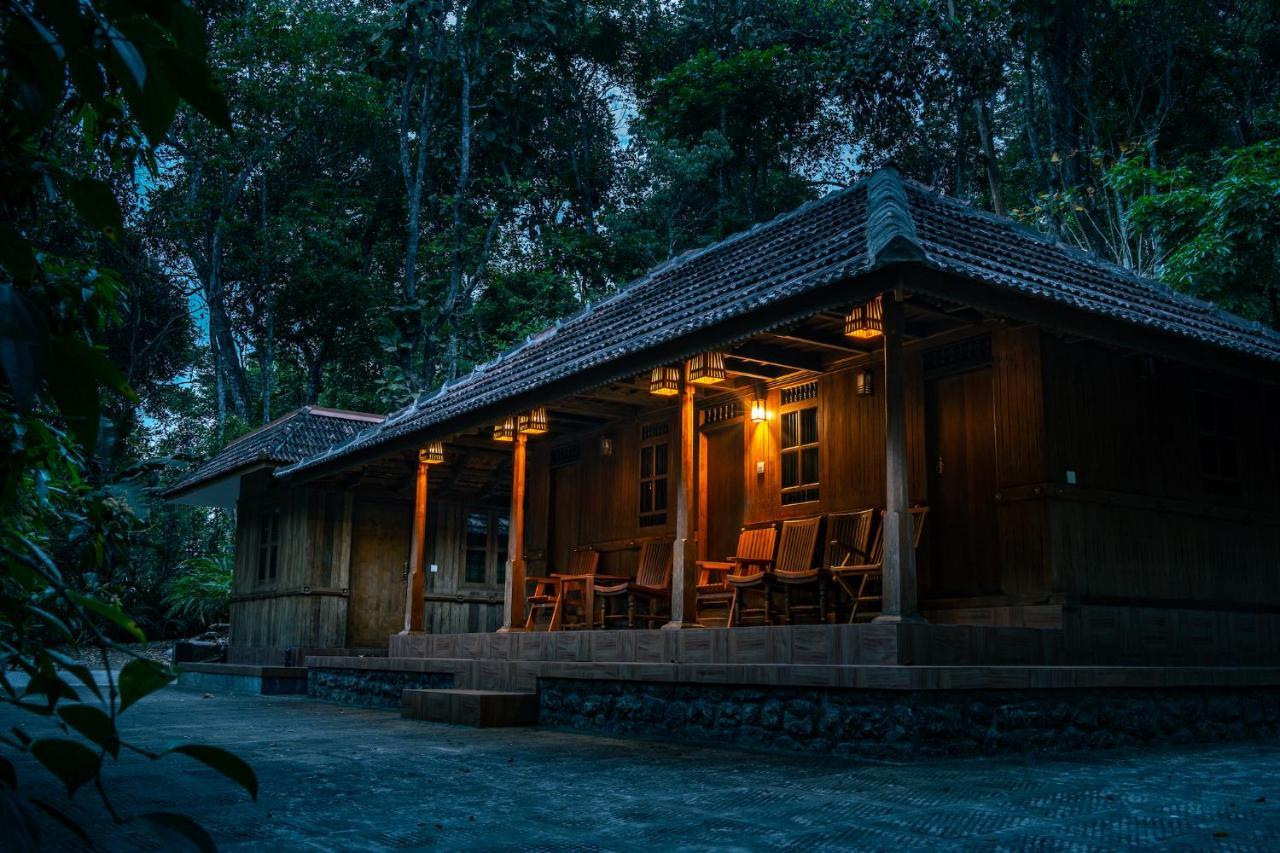 Kalpavanam Heritage Resort Thekkady Bagian luar foto